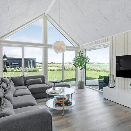 Дом отдыха 4 Bedroom In Одде