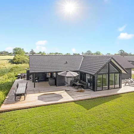 4 Bedroom In Dom wakacyjny